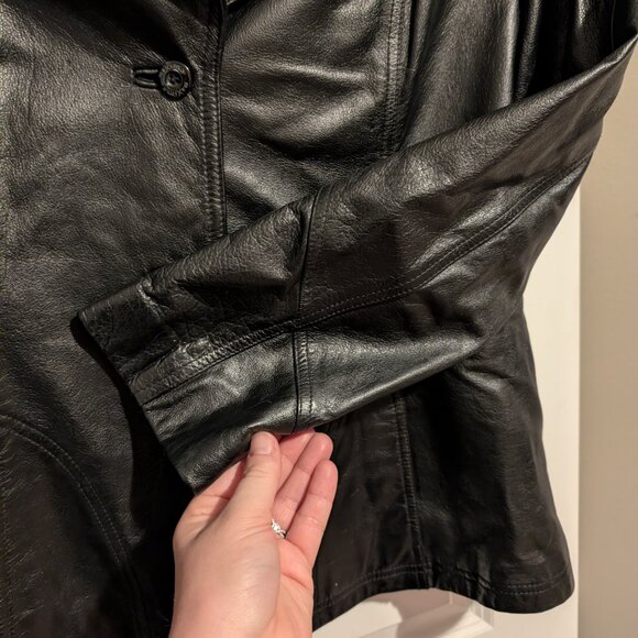 Wilson Leather Maxima Women's Large with Red Satin - Picture 5 of 14